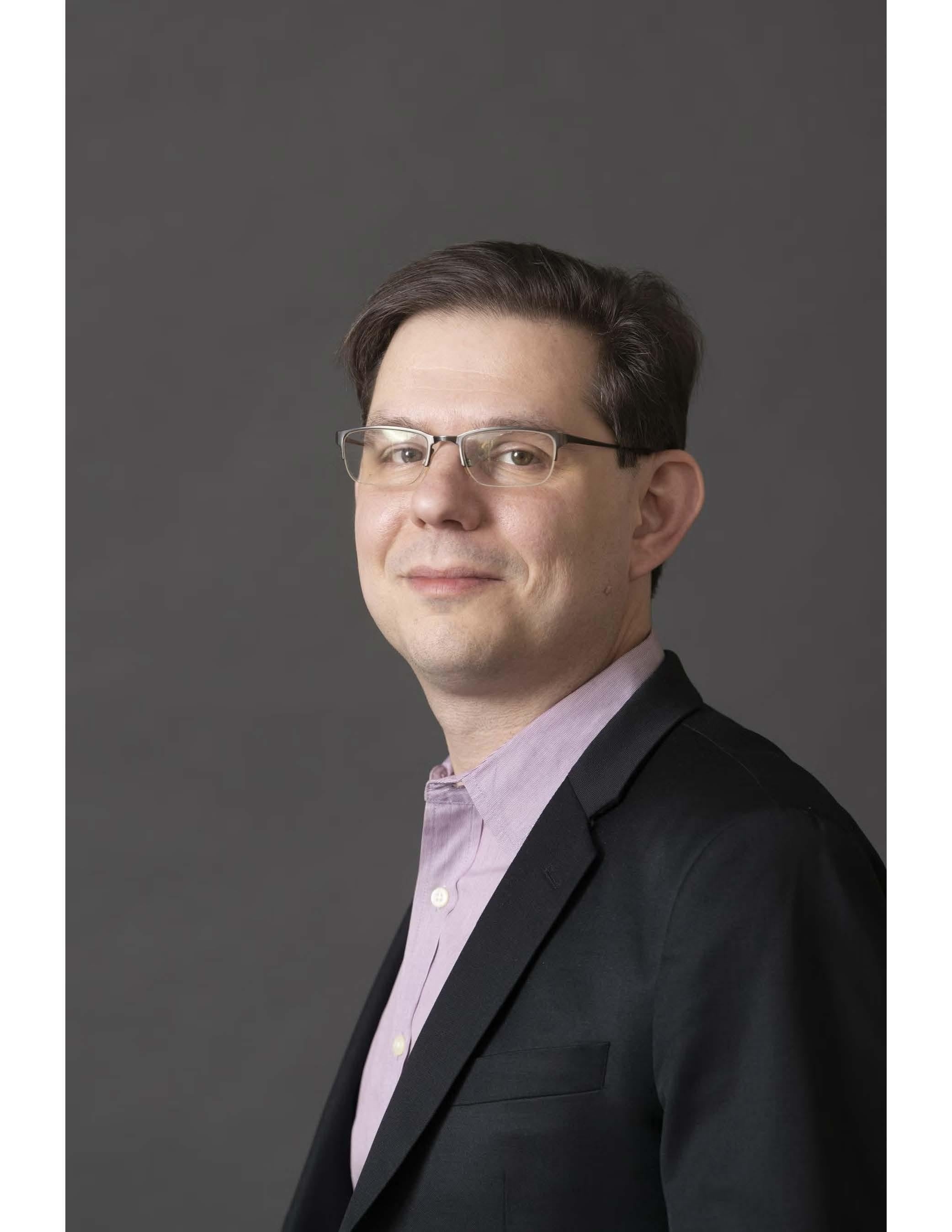 Portrait of Lee Konstantinou